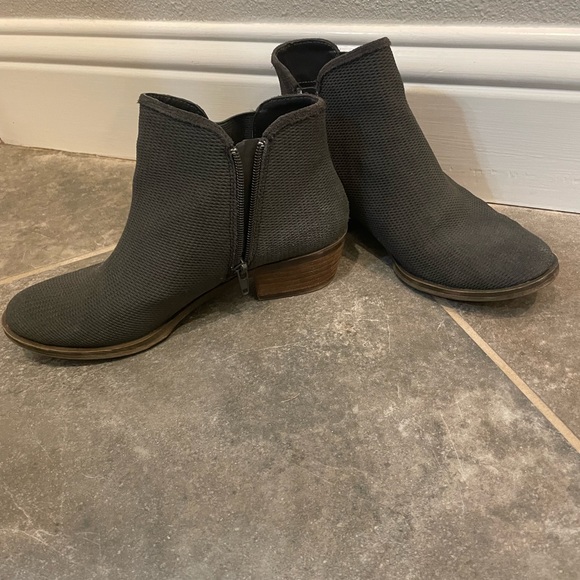 🤩 Perfect Fall Booties 🤩Size 6.5 - Picture 2 of 6